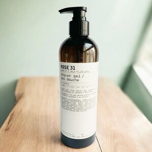 SHOWER GEL LE LABO ROSE 31
JUMBO SIZE 480ml / 16.2fl.oz